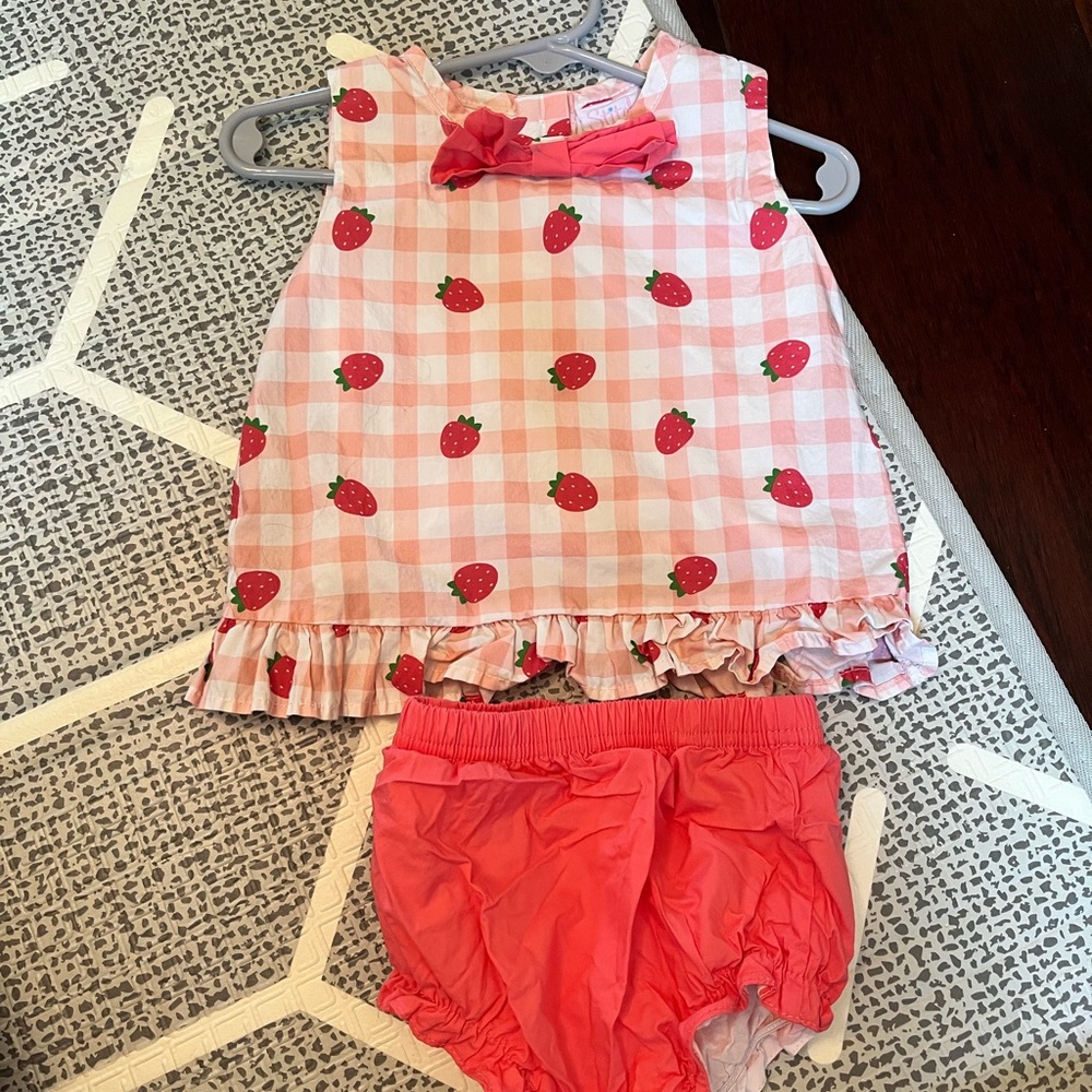 Stitchy fish outfit
